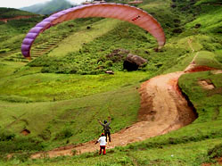 Paragliding, Munnar